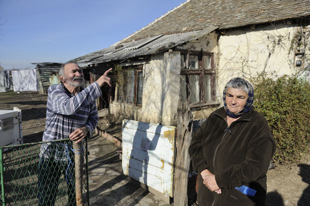 Деца не желе да се раздвоје: Наредних дана разрешиће се даља судбина шесторо напуштених малишана из Новог Козјака
